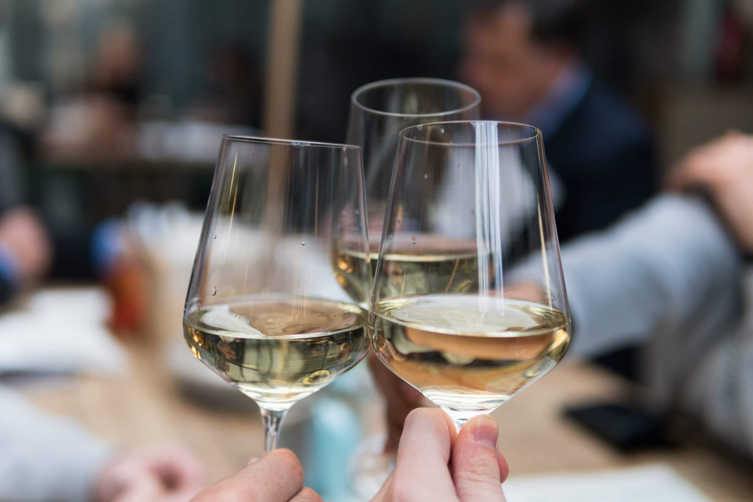 pessac-léognan-pessac-leognan-wine-pessac-leognan-blanc-degustation-verres-amis-somelier