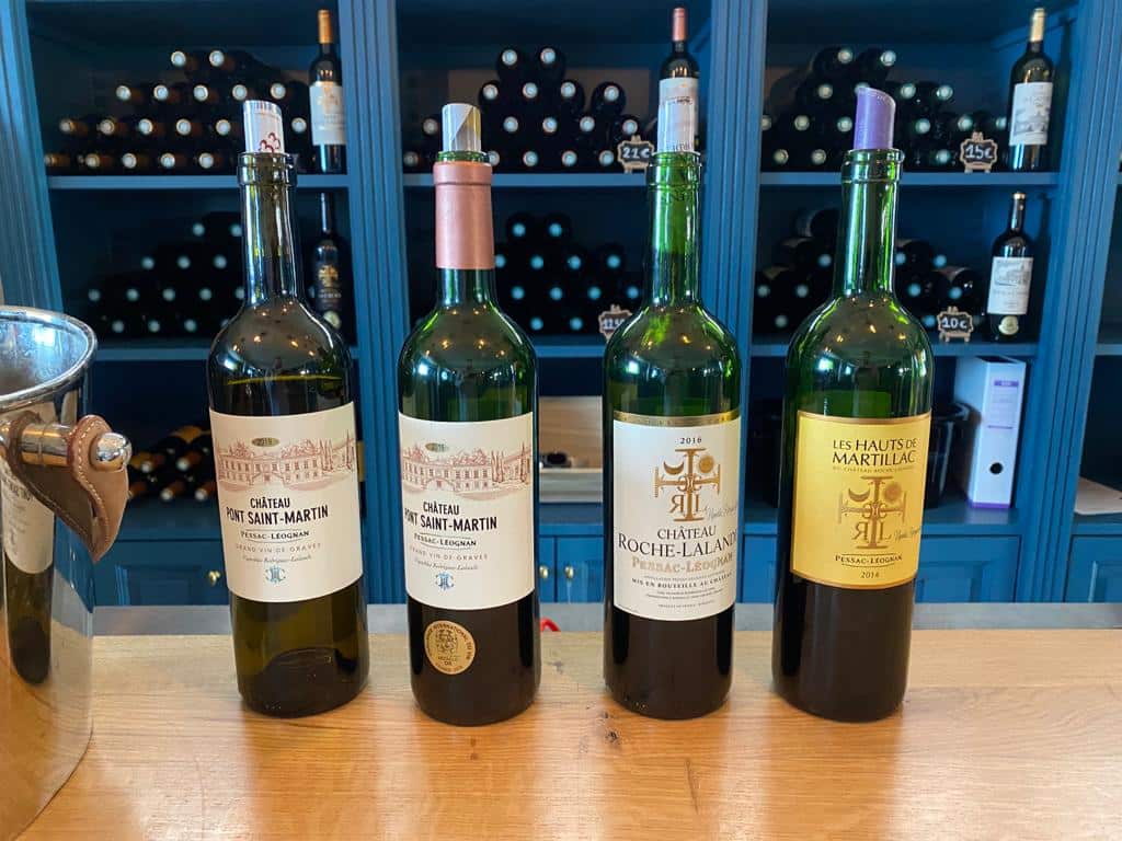 vins-pessac-leognan-l-apprenti-sommelier-chateau-pont-saint-martin-bar-degustation-verre-bouteilles-bouteille