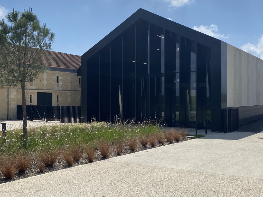 vins-pessac-leognan-l-apprenti-sommelier-chateau-la-garde-visite-chateau-lagarde-visite-chais-chai-vigne-vignoble-vin-pessac-leognan-millesime-24