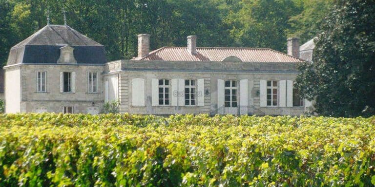 Façade De Caisse En Bois – Château Picque Caillou Pessac-Léognan 2015